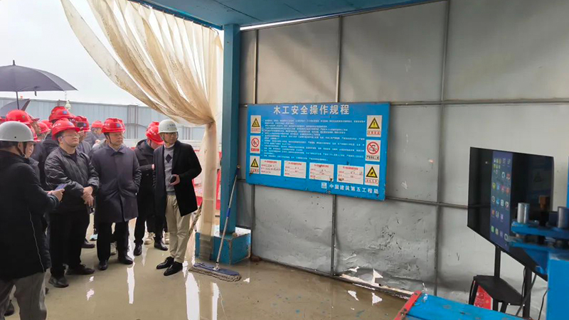 成都3.jpg 成都3.jpg